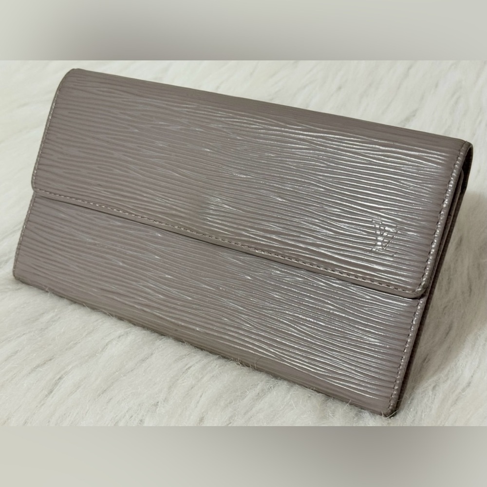 Louis Vuitton Vintage Sarah Epi Leather Long Wallet Gray Greige VGUC RARE
